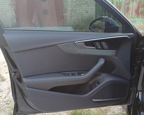 Черный Ауди А4, объемом двигателя 1.97 л и пробегом 30 тыс. км за 35000 $, фото 9 на Automoto.ua