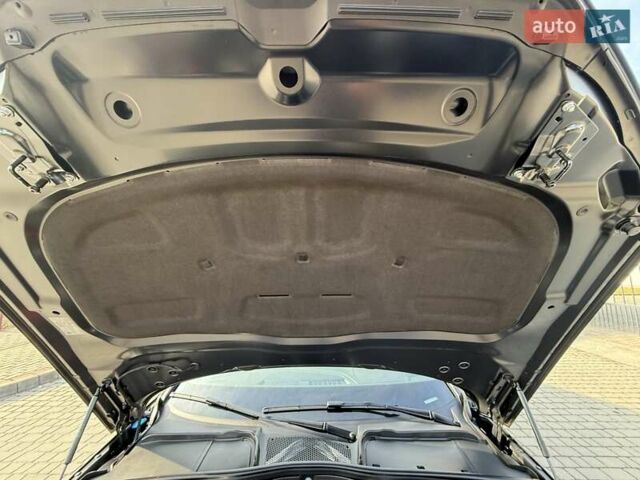 Чорний Ауді А4, об'ємом двигуна 1.98 л та пробігом 4 тис. км за 44000 $, фото 115 на Automoto.ua