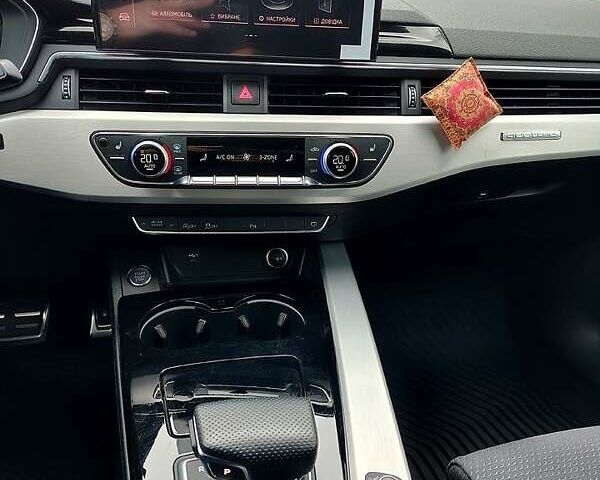 Черный Ауди А4, объемом двигателя 2 л и пробегом 29 тыс. км за 40000 $, фото 7 на Automoto.ua