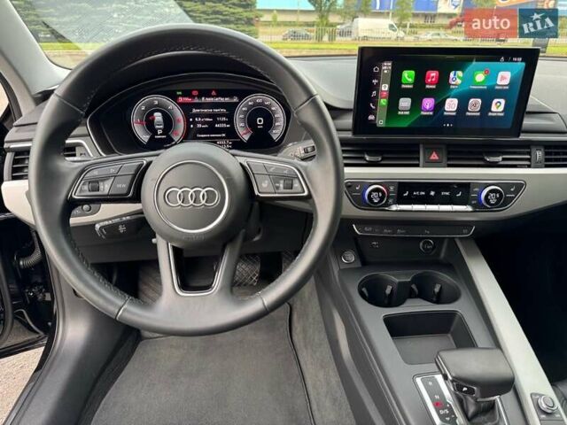 Чорний Ауді А4, об'ємом двигуна 2 л та пробігом 44 тис. км за 39900 $, фото 24 на Automoto.ua