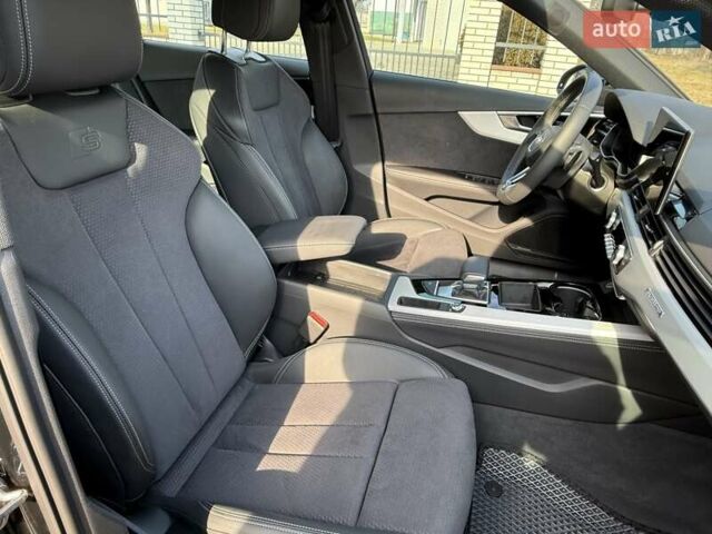 Чорний Ауді А4, об'ємом двигуна 1.98 л та пробігом 4 тис. км за 44000 $, фото 69 на Automoto.ua