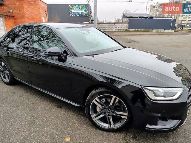 Черный Ауди А4, объемом двигателя 2 л и пробегом 29 тыс. км за 40000 $, фото 5 на Automoto.ua