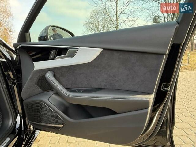 Чорний Ауді А4, об'ємом двигуна 1.98 л та пробігом 4 тис. км за 44000 $, фото 66 на Automoto.ua