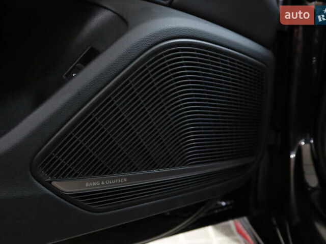 Черный Ауди А4, объемом двигателя 2 л и пробегом 57 тыс. км за 31999 $, фото 18 на Automoto.ua