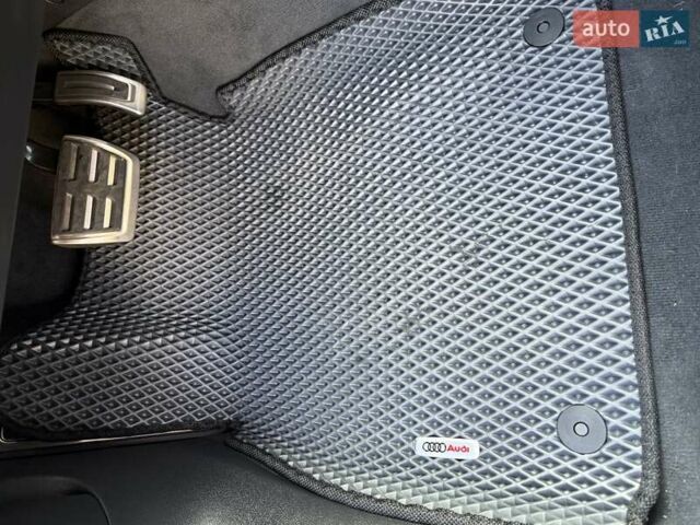 Чорний Ауді А4, об'ємом двигуна 1.98 л та пробігом 4 тис. км за 44000 $, фото 82 на Automoto.ua