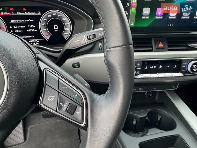 Чорний Ауді А4, об'ємом двигуна 2 л та пробігом 44 тис. км за 39900 $, фото 27 на Automoto.ua