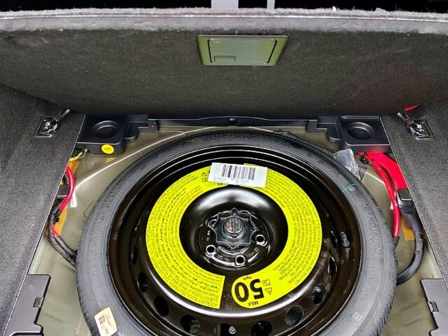 Черный Ауди А4, объемом двигателя 2 л и пробегом 29 тыс. км за 40000 $, фото 2 на Automoto.ua