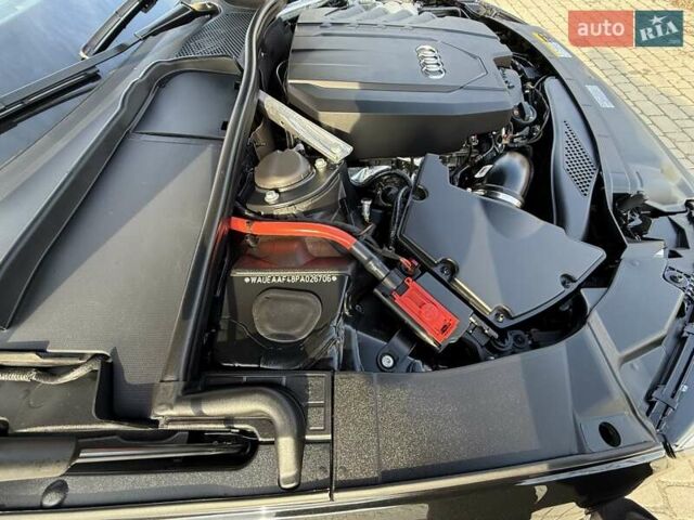 Чорний Ауді А4, об'ємом двигуна 1.98 л та пробігом 4 тис. км за 44000 $, фото 109 на Automoto.ua