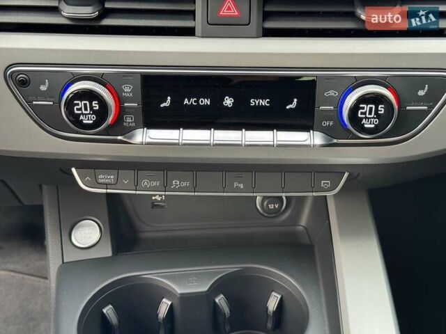 Чорний Ауді А4, об'ємом двигуна 2 л та пробігом 44 тис. км за 39900 $, фото 32 на Automoto.ua