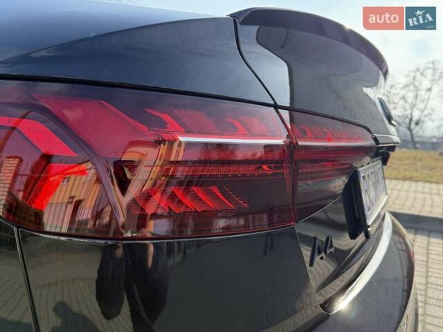 Чорний Ауді А4, об'ємом двигуна 1.98 л та пробігом 4 тис. км за 44000 $, фото 39 на Automoto.ua