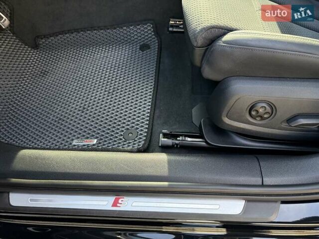 Чорний Ауді А4, об'ємом двигуна 1.98 л та пробігом 4 тис. км за 44000 $, фото 81 на Automoto.ua