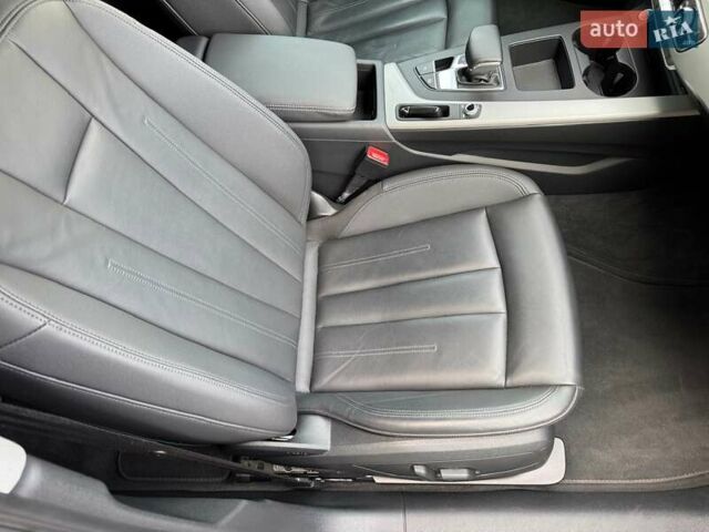 Чорний Ауді А4, об'ємом двигуна 2 л та пробігом 44 тис. км за 39900 $, фото 61 на Automoto.ua