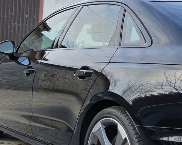 Чорний Ауді А4, об'ємом двигуна 1.98 л та пробігом 4 тис. км за 44000 $, фото 9 на Automoto.ua