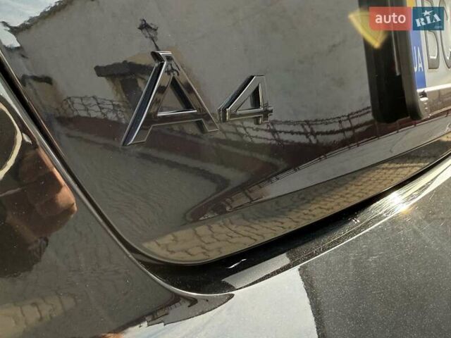 Чорний Ауді А4, об'ємом двигуна 1.98 л та пробігом 4 тис. км за 44000 $, фото 43 на Automoto.ua