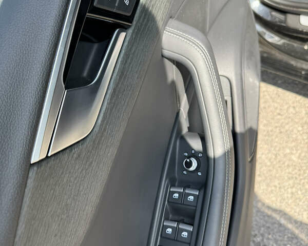 Черный Ауди А4, объемом двигателя 1.98 л и пробегом 38 тыс. км за 33000 $, фото 9 на Automoto.ua