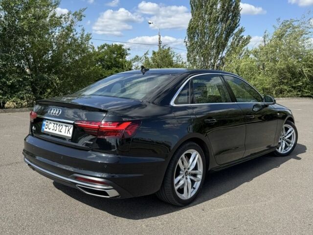 Чорний Ауді А4, об'ємом двигуна 2 л та пробігом 40 тис. км за 31200 $, фото 3 на Automoto.ua