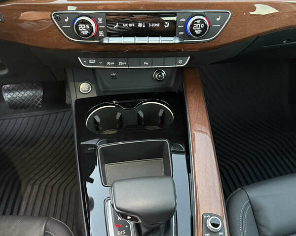 Чорний Ауді А4, об'ємом двигуна 1.98 л та пробігом 30 тис. км за 29000 $, фото 43 на Automoto.ua