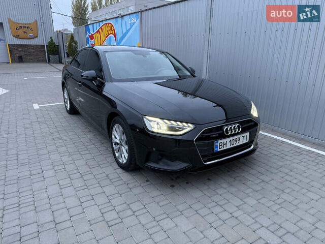 Черный Ауди А4, объемом двигателя 1.97 л и пробегом 46 тыс. км за 41000 $, фото 1 на Automoto.ua