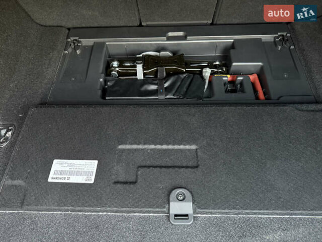 Чорний Ауді А4, об'ємом двигуна 1.98 л та пробігом 30 тис. км за 29000 $, фото 23 на Automoto.ua