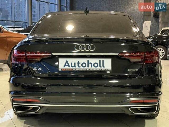 Черный Ауди А4, объемом двигателя 1.98 л и пробегом 57 тыс. км за 35000 $, фото 3 на Automoto.ua