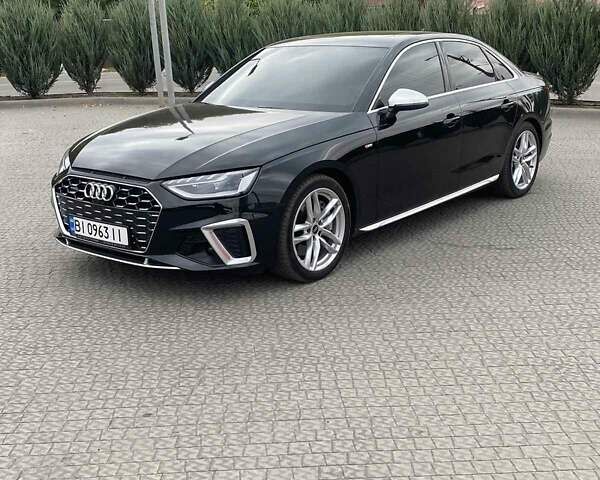 Ауди А4 2023 в Полтаве на Automoto.ua Черный Ауди А4, объемом двигателя 1.98 л и пробегом 35 тыс. км за 35500 $, фото 3 на Automoto.ua
