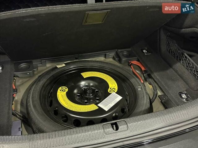 Черный Ауди А4, объемом двигателя 1.98 л и пробегом 57 тыс. км за 35000 $, фото 30 на Automoto.ua