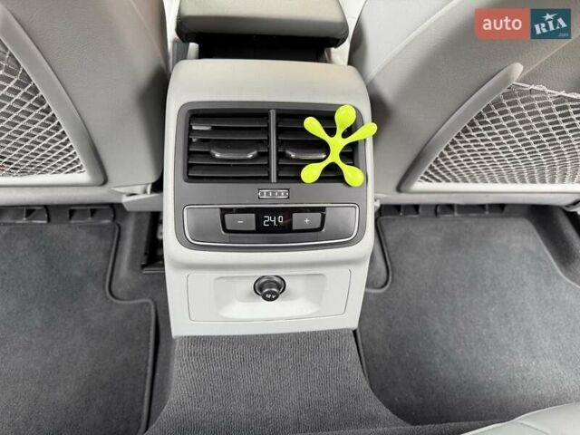 Чорний Ауді А4, об'ємом двигуна 2 л та пробігом 39 тис. км за 29999 $, фото 29 на Automoto.ua