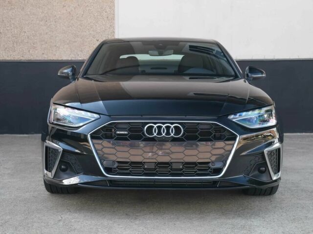 Черный Ауди А4, объемом двигателя 2 л и пробегом 20 тыс. км за 17500 $, фото 1 на Automoto.ua