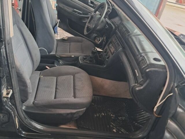 Черный Ауди А4, объемом двигателя 0 л и пробегом 4 тыс. км за 800 $, фото 5 на Automoto.ua