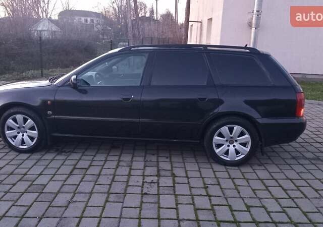 Черный Ауди А4, объемом двигателя 1.78 л и пробегом 300 тыс. км за 3000 $, фото 8 на Automoto.ua