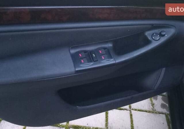 Черный Ауди А4, объемом двигателя 1.78 л и пробегом 300 тыс. км за 3000 $, фото 12 на Automoto.ua