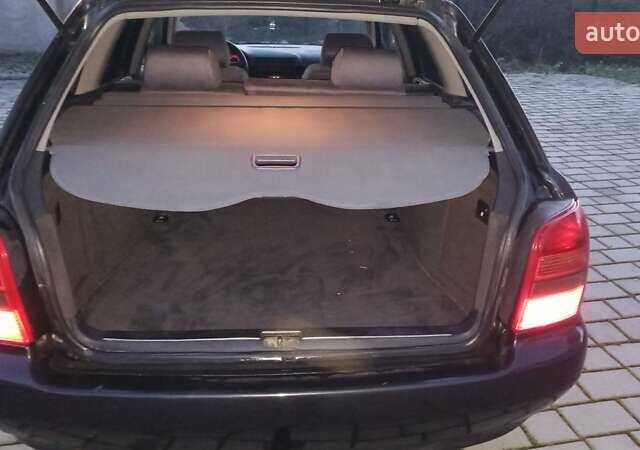 Черный Ауди А4, объемом двигателя 1.78 л и пробегом 300 тыс. км за 3000 $, фото 14 на Automoto.ua