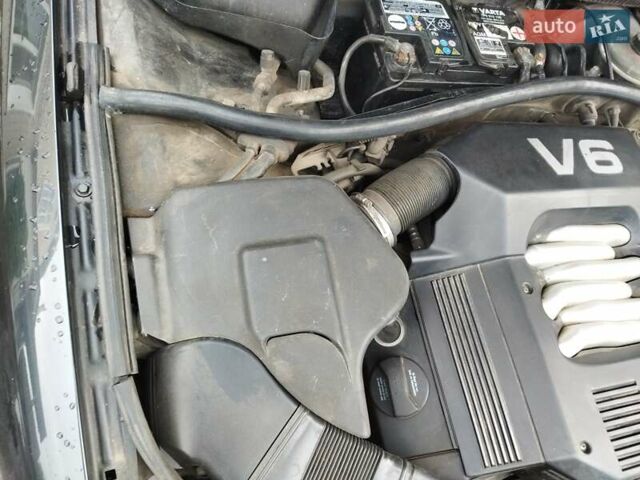 Чорний Ауді А4, об'ємом двигуна 2.6 л та пробігом 400 тис. км за 4500 $, фото 21 на Automoto.ua
