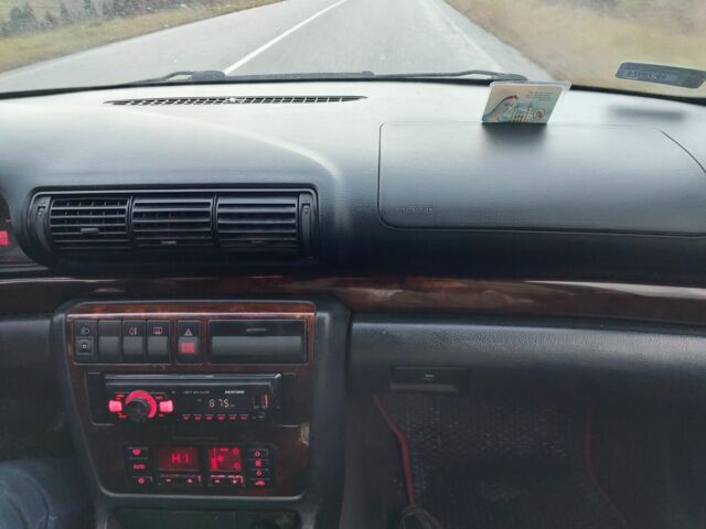 Черный Ауди А4, объемом двигателя 1.9 л и пробегом 360 тыс. км за 2499 $, фото 7 на Automoto.ua