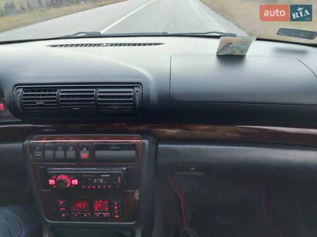 Черный Ауди А4, объемом двигателя 1.9 л и пробегом 360 тыс. км за 2499 $, фото 7 на Automoto.ua