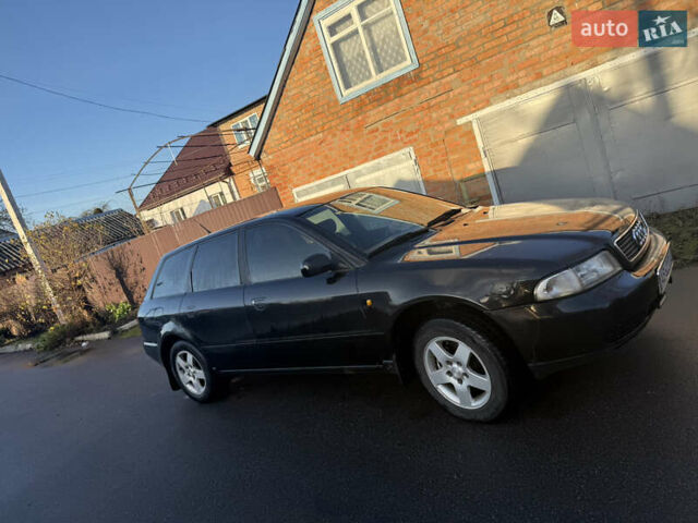 Черный Ауди А4, объемом двигателя 1.6 л и пробегом 359 тыс. км за 3500 $, фото 1 на Automoto.ua