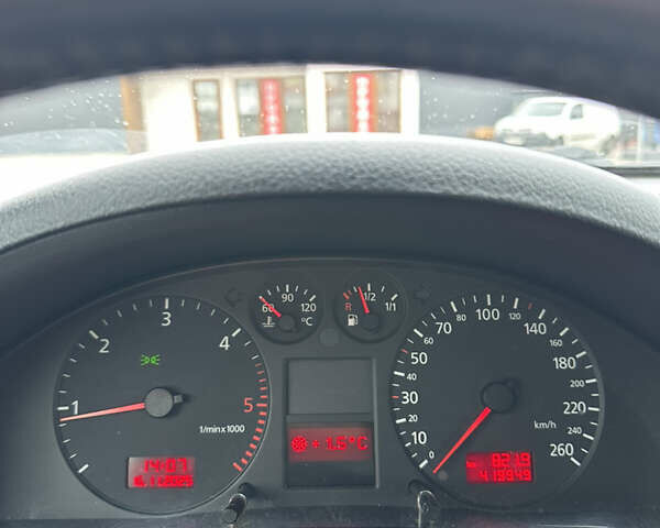 Чорний Ауді А4, об'ємом двигуна 1.9 л та пробігом 420 тис. км за 3500 $, фото 20 на Automoto.ua