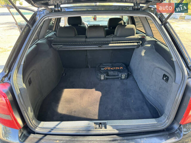 Чорний Ауді А4, об'ємом двигуна 2.5 л та пробігом 300 тис. км за 4150 $, фото 9 на Automoto.ua