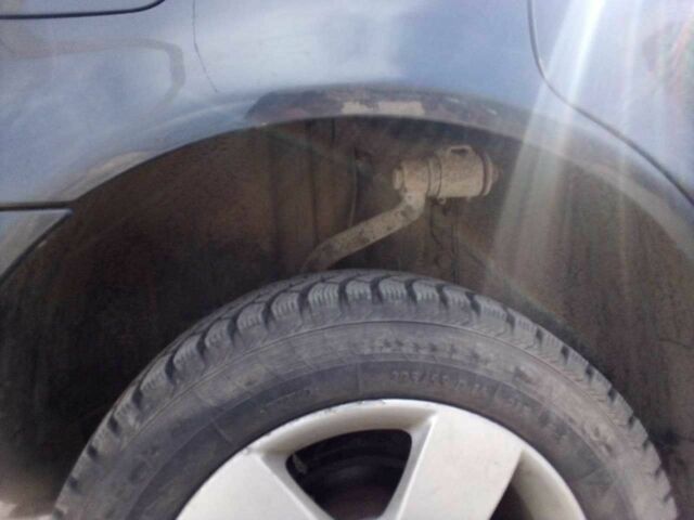 Чорний Ауді А4, об'ємом двигуна 2.5 л та пробігом 300 тис. км за 2350 $, фото 7 на Automoto.ua