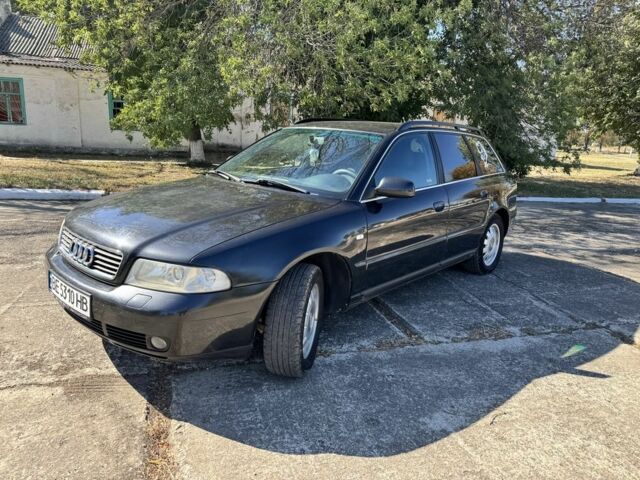 Чорний Ауді А4, об'ємом двигуна 2.5 л та пробігом 300 тис. км за 4805 $, фото 1 на Automoto.ua