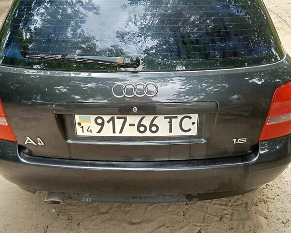 Черный Ауди А4, объемом двигателя 1.6 л и пробегом 309 тыс. км за 3700 $, фото 2 на Automoto.ua