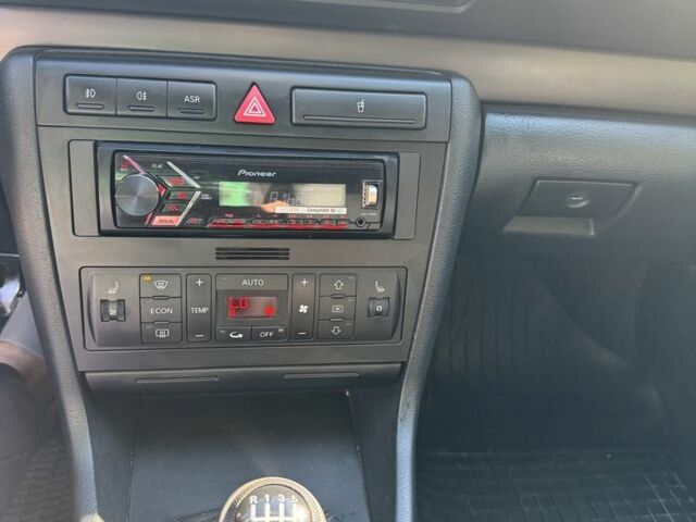 Чорний Ауді А4, об'ємом двигуна 2.5 л та пробігом 300 тис. км за 4805 $, фото 12 на Automoto.ua