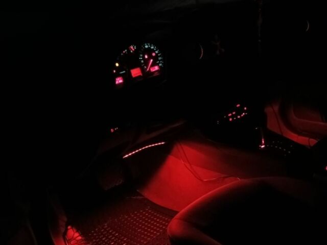 Черный Ауди А4, объемом двигателя 2.5 л и пробегом 340 тыс. км за 3100 $, фото 8 на Automoto.ua