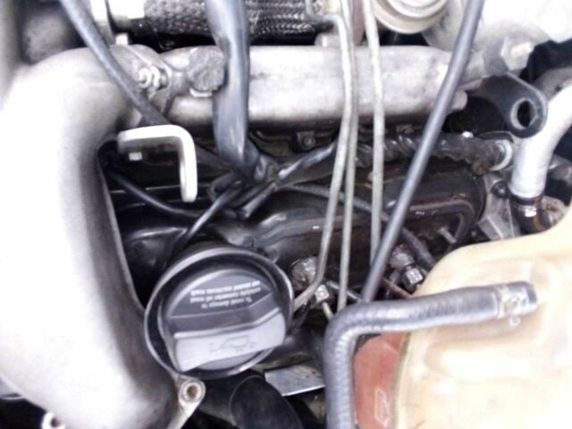 Чорний Ауді А4, об'ємом двигуна 2.5 л та пробігом 300 тис. км за 2350 $, фото 22 на Automoto.ua