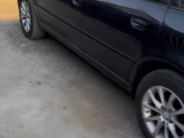 Чорний Ауді А4, об'ємом двигуна 1.9 л та пробігом 475 тис. км за 2300 $, фото 3 на Automoto.ua