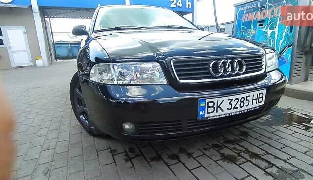 Чорний Ауді А4, об'ємом двигуна 1.9 л та пробігом 400 тис. км за 5000 $, фото 13 на Automoto.ua