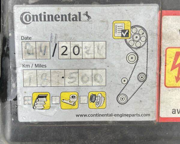 Чорний Ауді А4, об'ємом двигуна 1.8 л та пробігом 229 тис. км за 4099 $, фото 11 на Automoto.ua