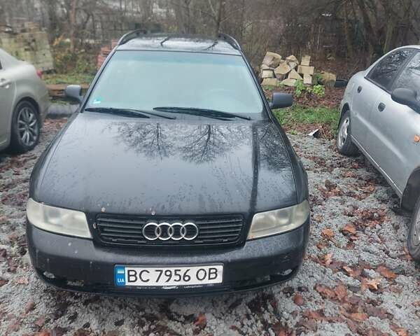 Черный Ауди А4, объемом двигателя 2.5 л и пробегом 300 тыс. км за 1800 $, фото 5 на Automoto.ua