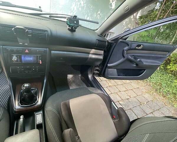 Черный Ауди А4, объемом двигателя 1.6 л и пробегом 290 тыс. км за 4800 $, фото 16 на Automoto.ua