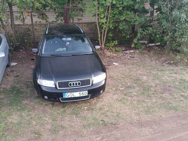 Черный Ауди А4, объемом двигателя 2 л и пробегом 300 тыс. км за 3000 $, фото 6 на Automoto.ua